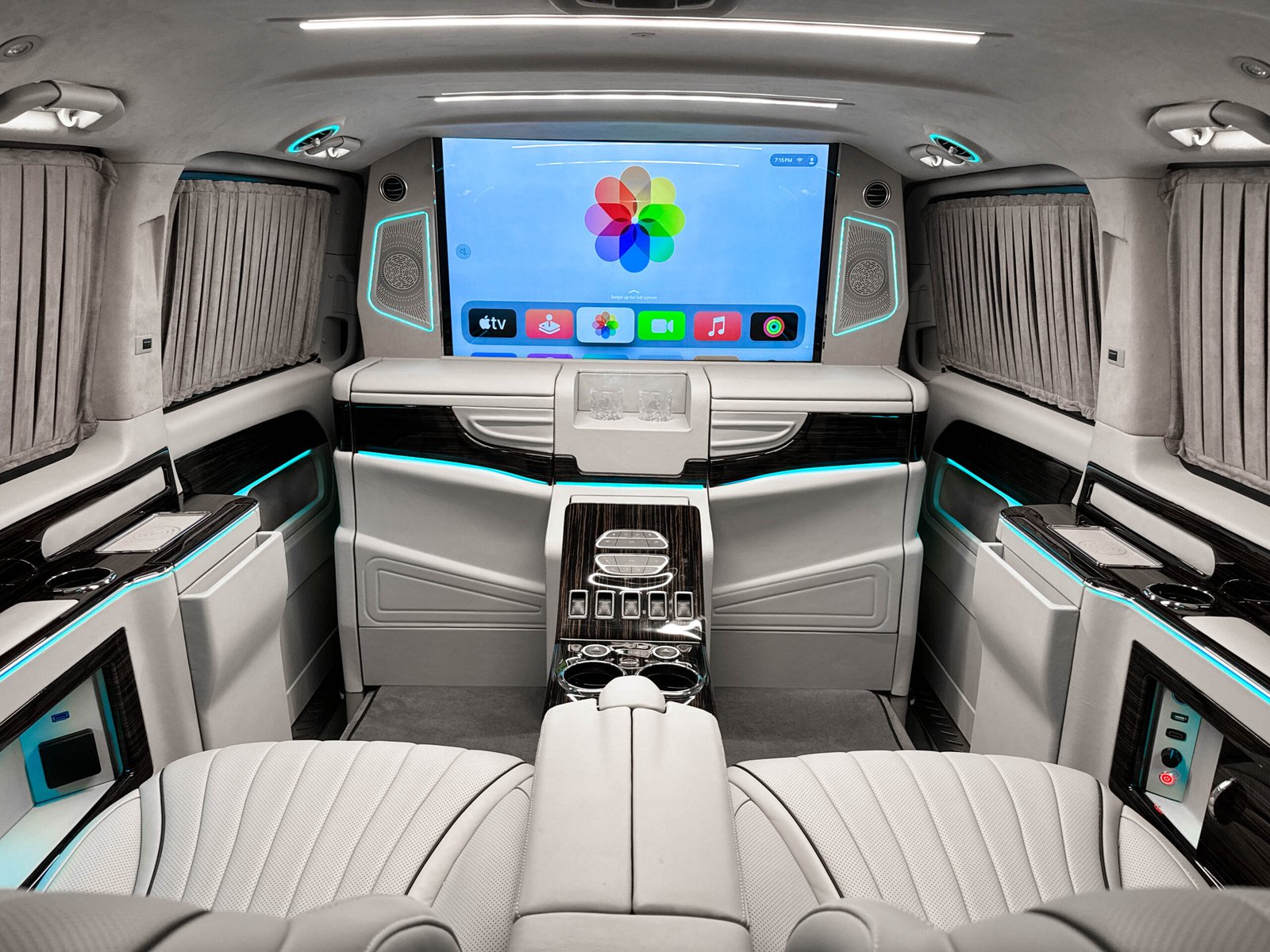 Mercedes V Class Luxury Van